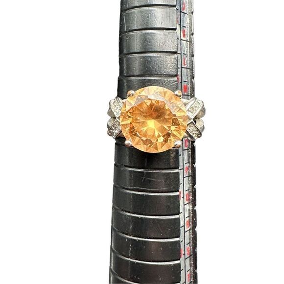 Sterling silver 925 round Citrine CZ flanked by small czs size 7 - Picture 3 of 12